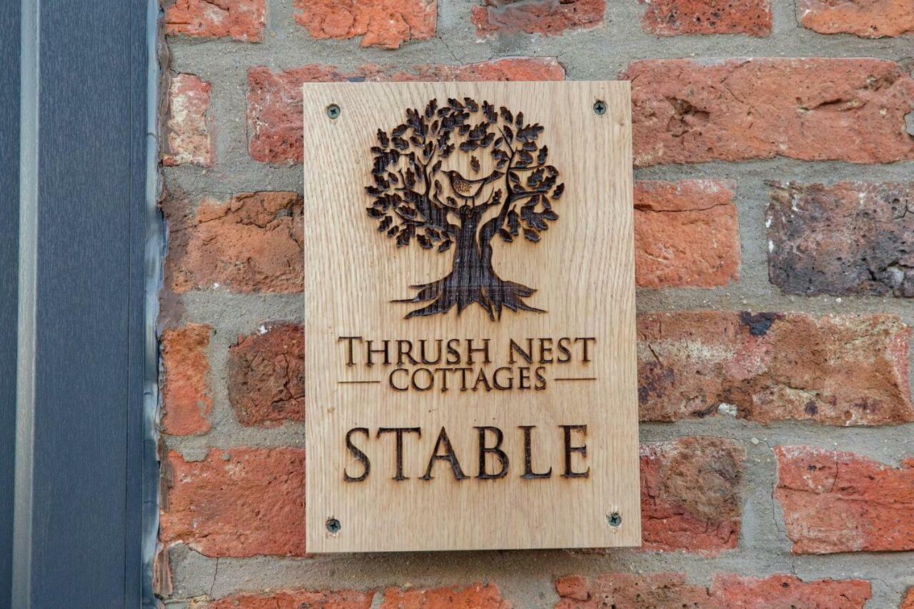 Thrush Nest - Wren Sleeps 4, 2 Bedrooms & Stable Sleeps 2, 1 Bedroom