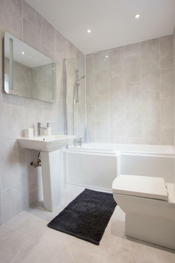 Thrush Nest - Wren Sleeps 4, 2 Bedrooms & Stable Sleeps 2, 1 Bedroom * York