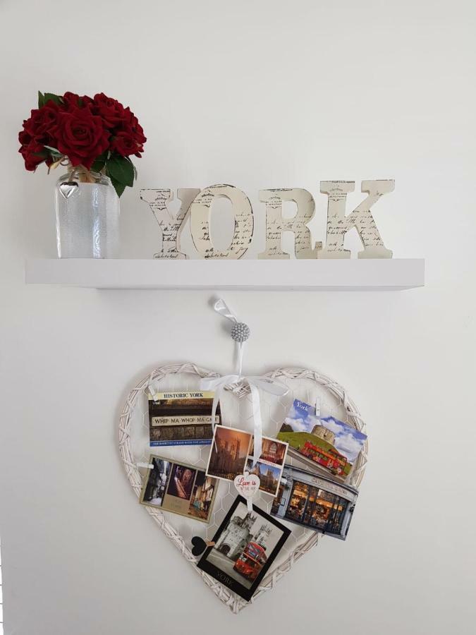 Prosecco Palace Apartment York