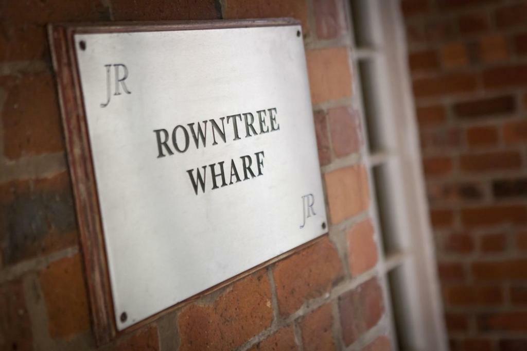 Apartment 51 Cocoa Suites,rowntrees Wharf *