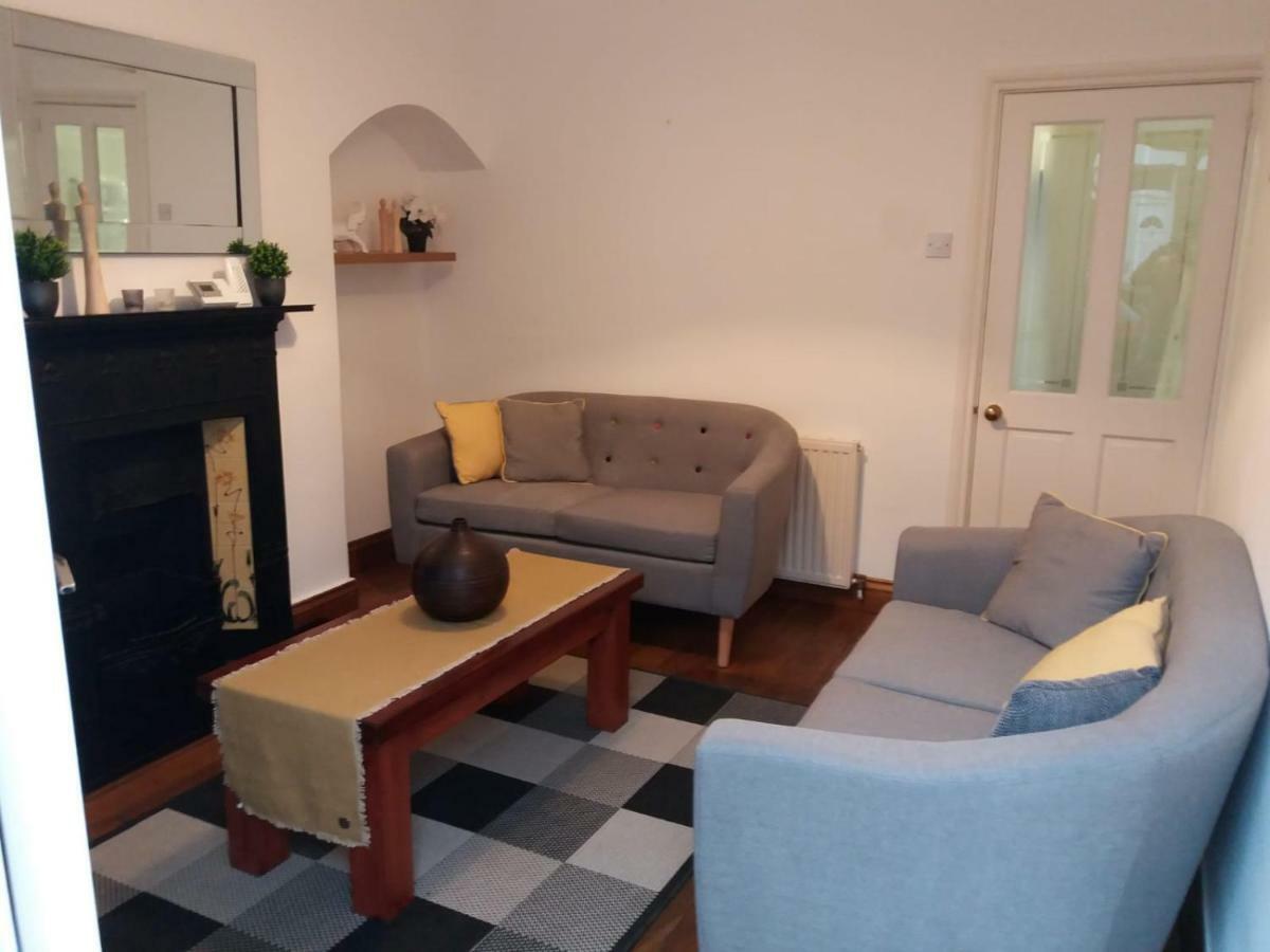 60 Kitchener Street Apartment