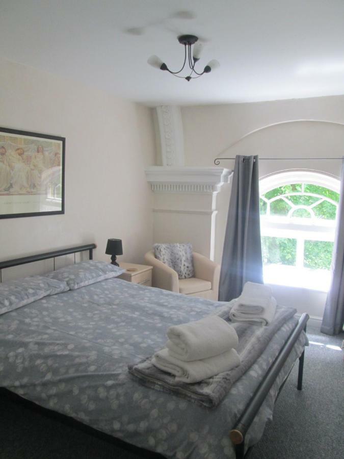 Victoria Bar Apartment *