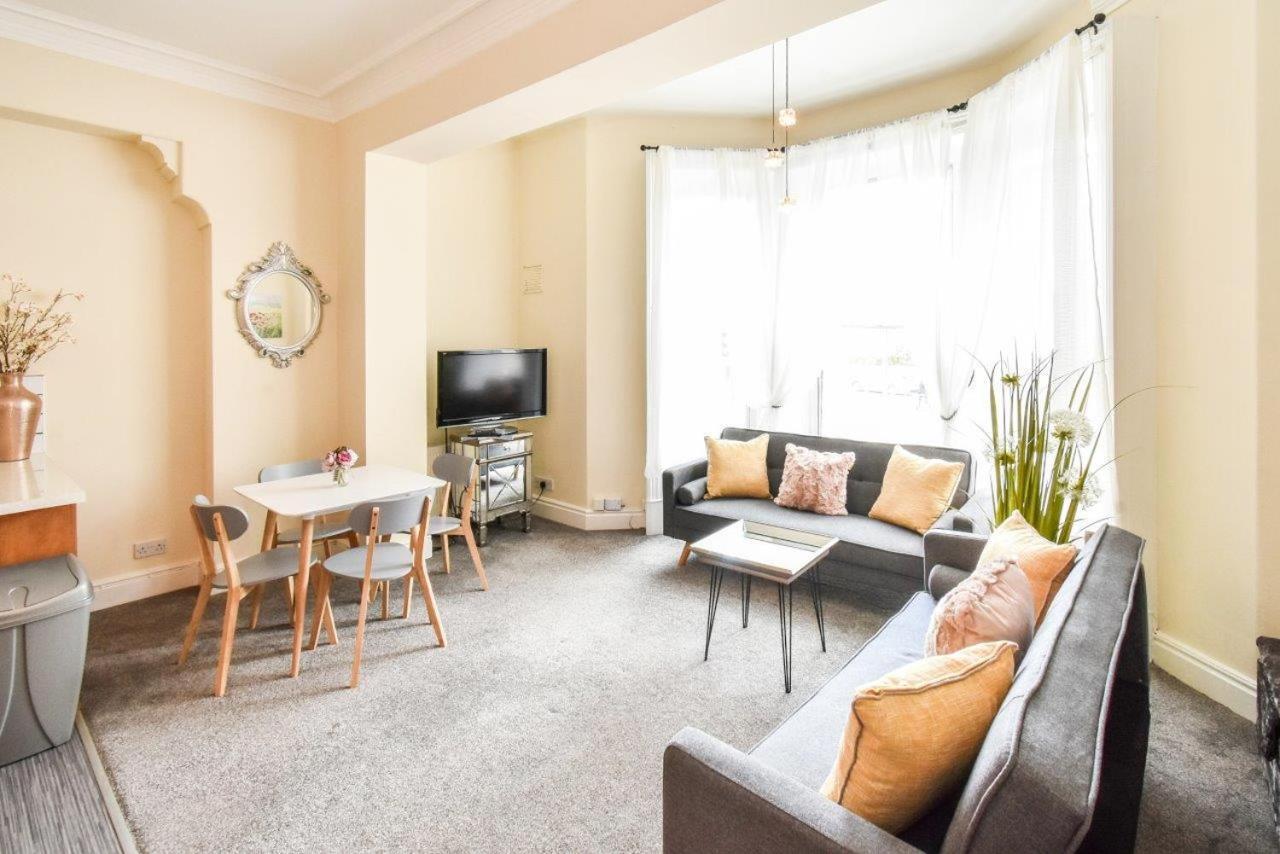 Apartment Holgate Manor