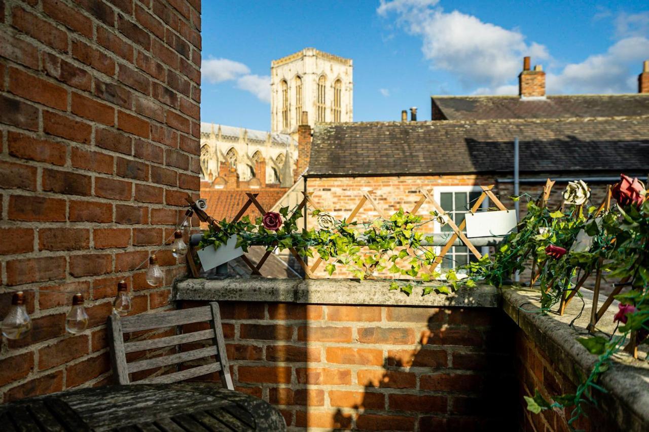 12 Stonegate Court Apartment York
