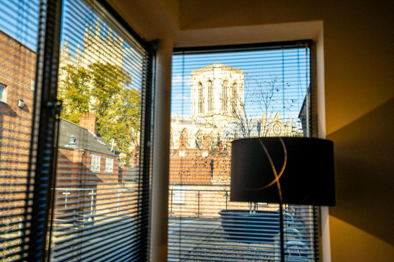 12 Stonegate Court Apartment *