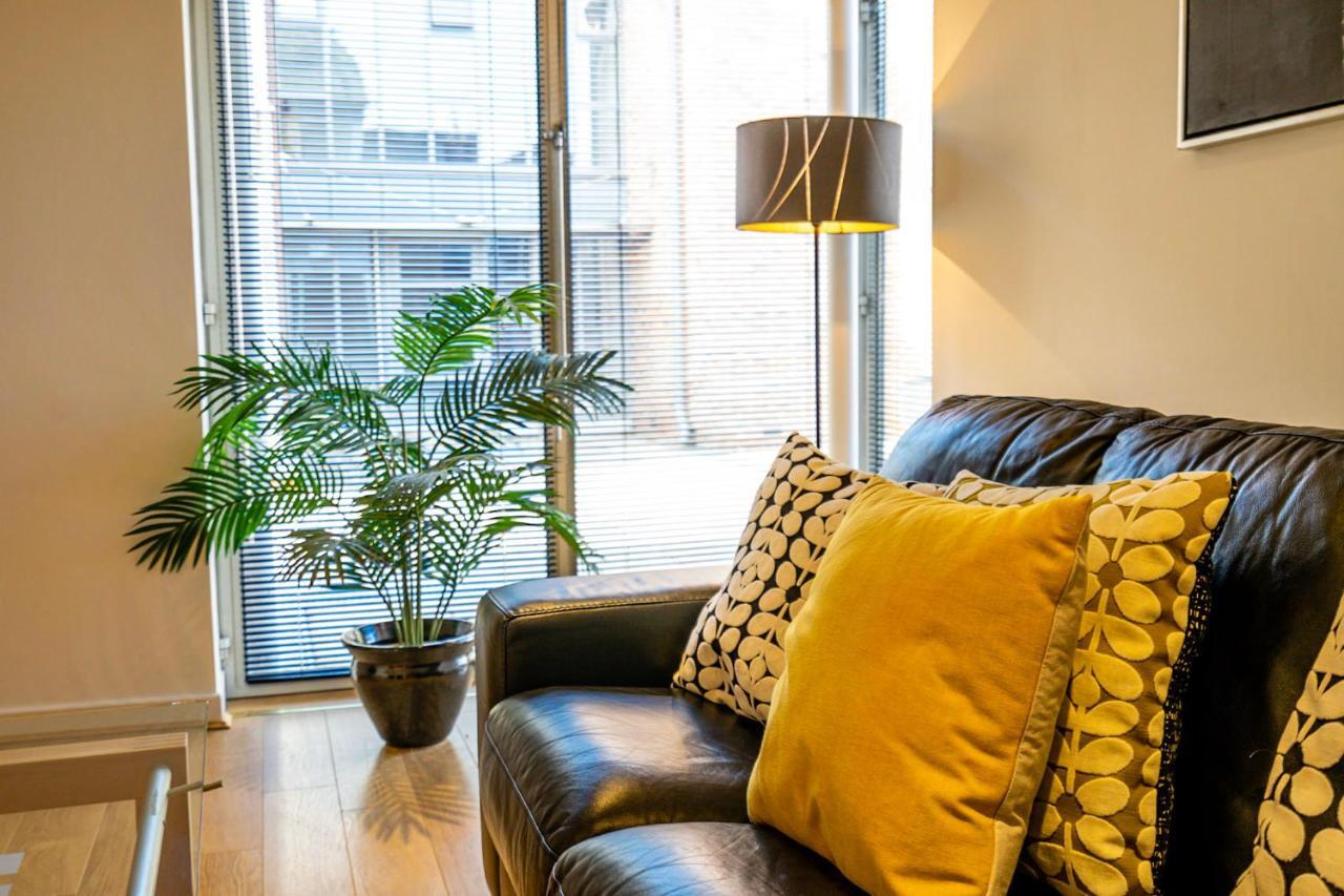 12 Stonegate Court Apartment *