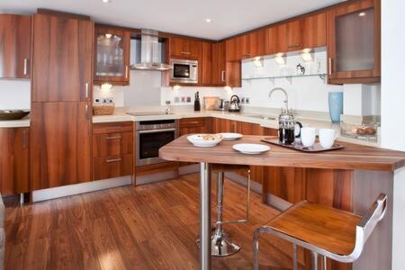 Apartment Merchants Place *