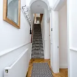 Best Stays York - Bishy Road Abode
