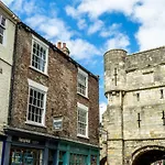 Number One High Petergate