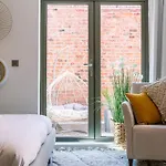 Bootham Row Hideaway