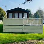 Stone Beck Lodge With Hot Tub