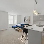 Vikings Duplex Apartment City Centre With Free Parking