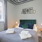 Fawkes Quarter In The Centre Of The City, Sleeps 6