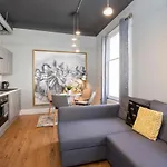 Fawkes Quarter In The Centre Of The City, Sleeps 6