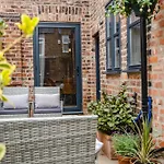 Best Stays York - Bishy Road Abode