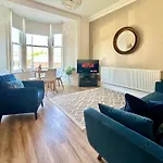Clifford\'S Reach At Bluebridge Court With Free Parking