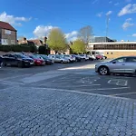 York Staycation With Free Parking