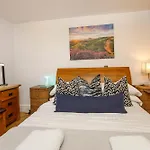 Robyn\'S Retreat-Free Parking