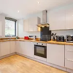 City Apartments - Monkbar Mews