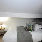 Priory Street Apartment 4