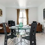 City Apartments - Fetter Lane