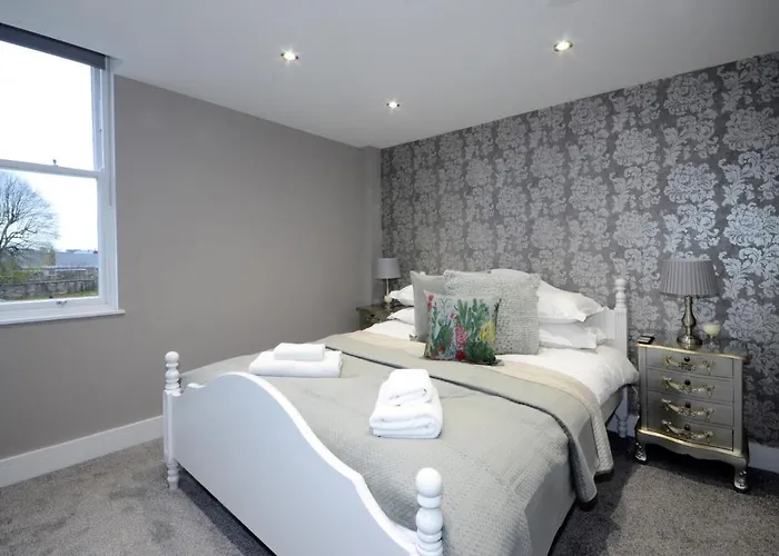 Priory Street Apartment 4