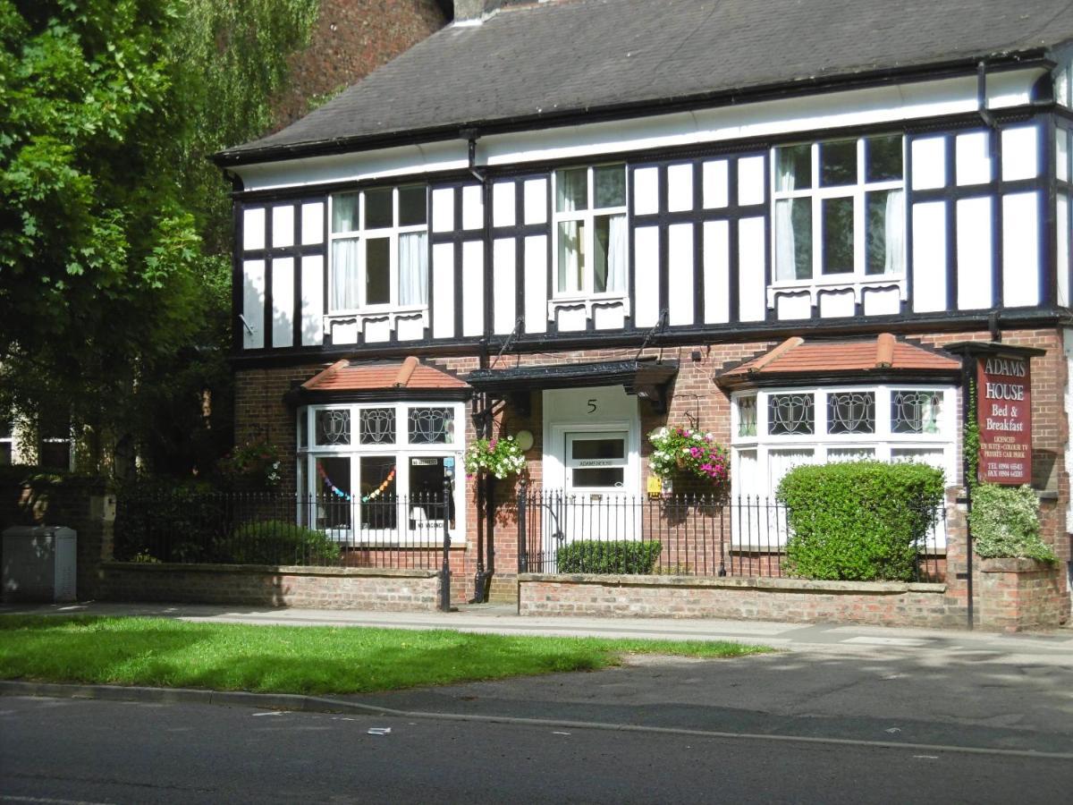 Adams House Guest house