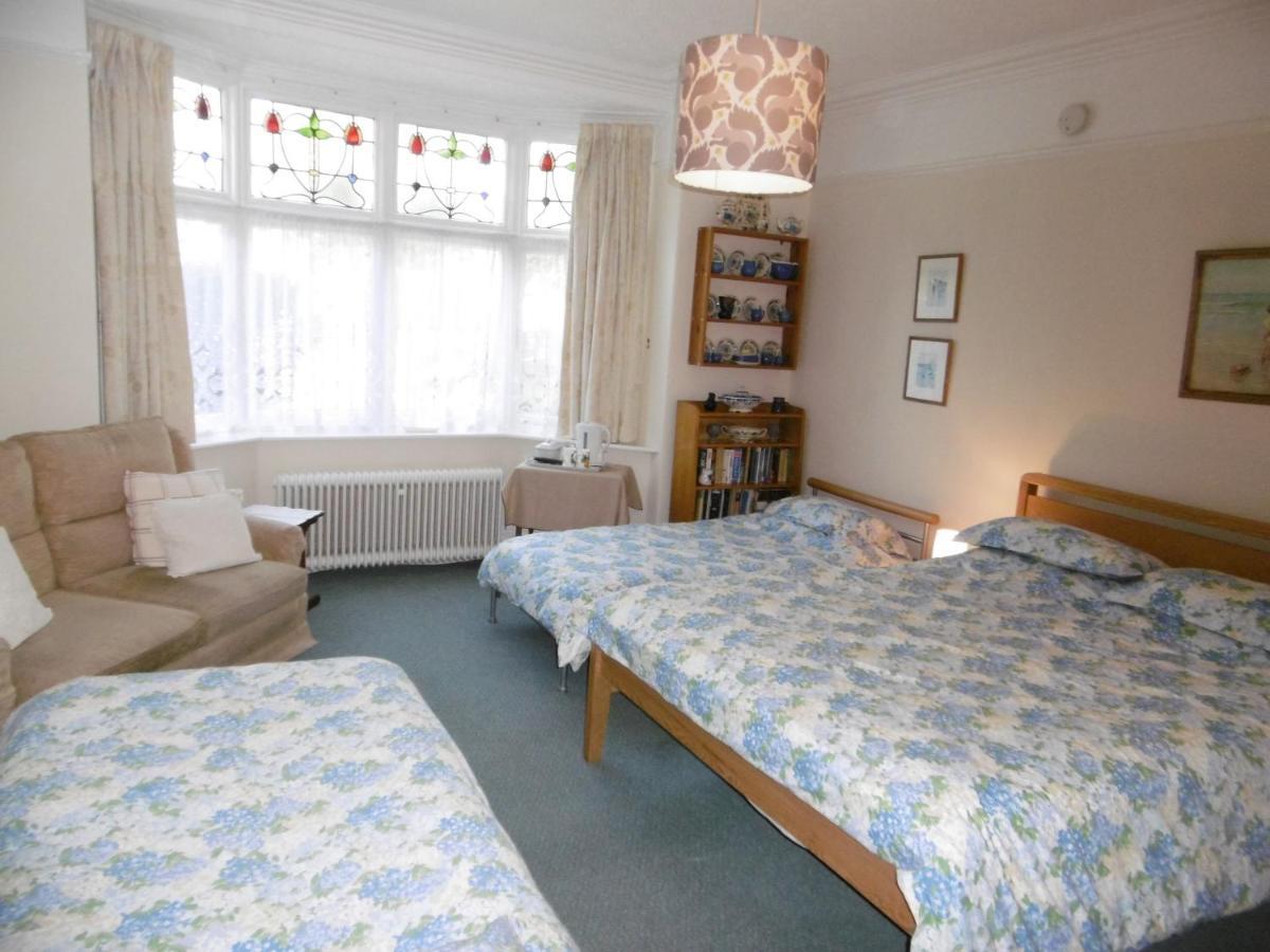Adams House Guest house
