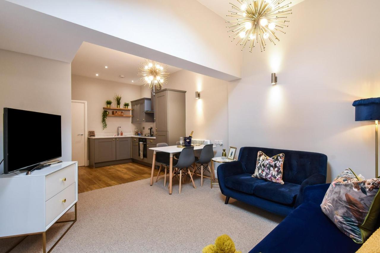 Saxon Rose Apartment *