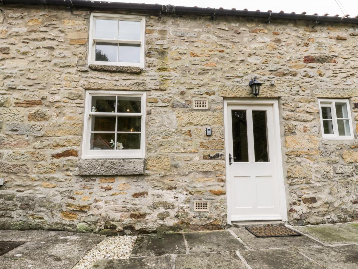 Hollyside Cottage *