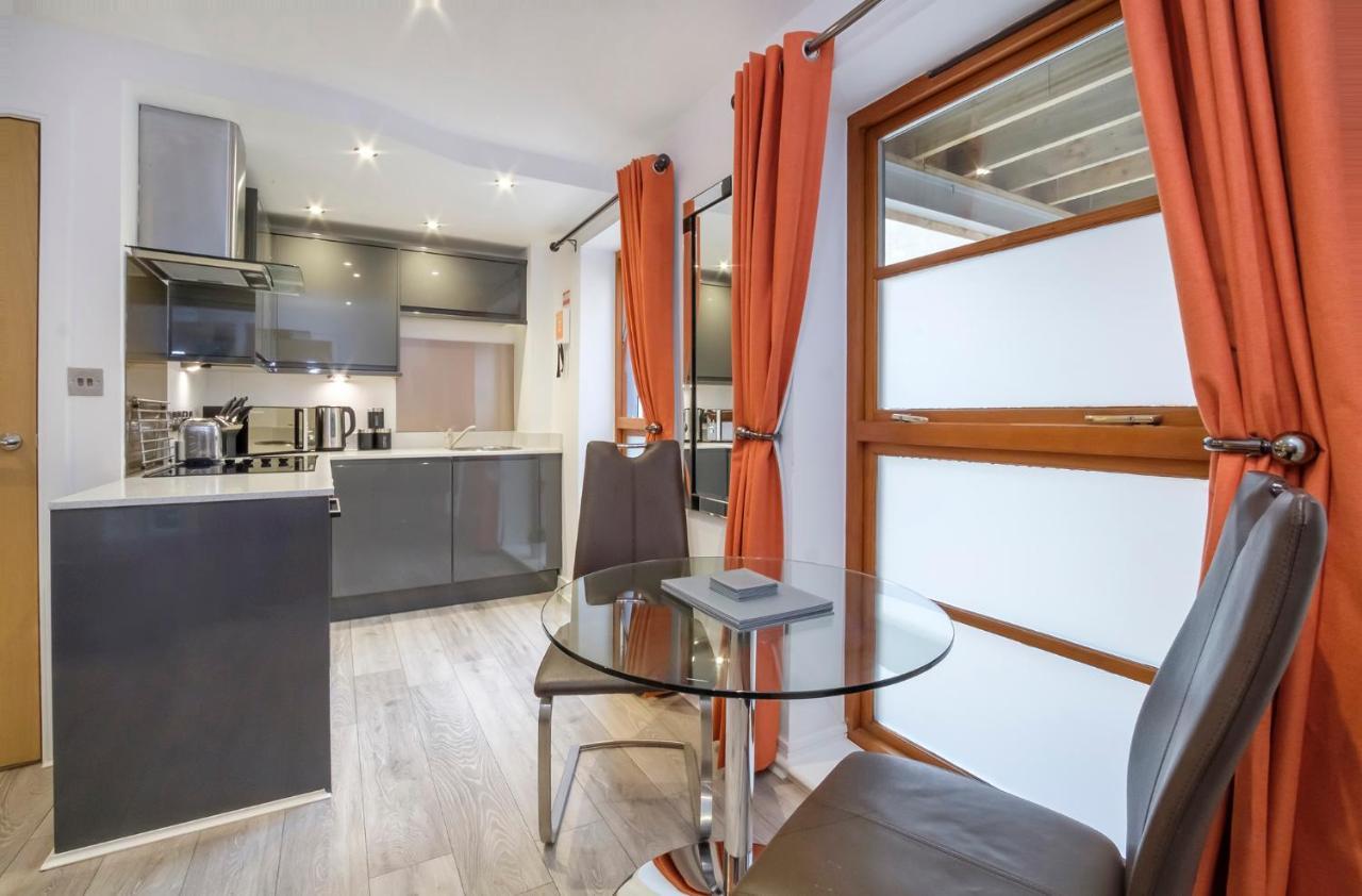 - Reubens Court