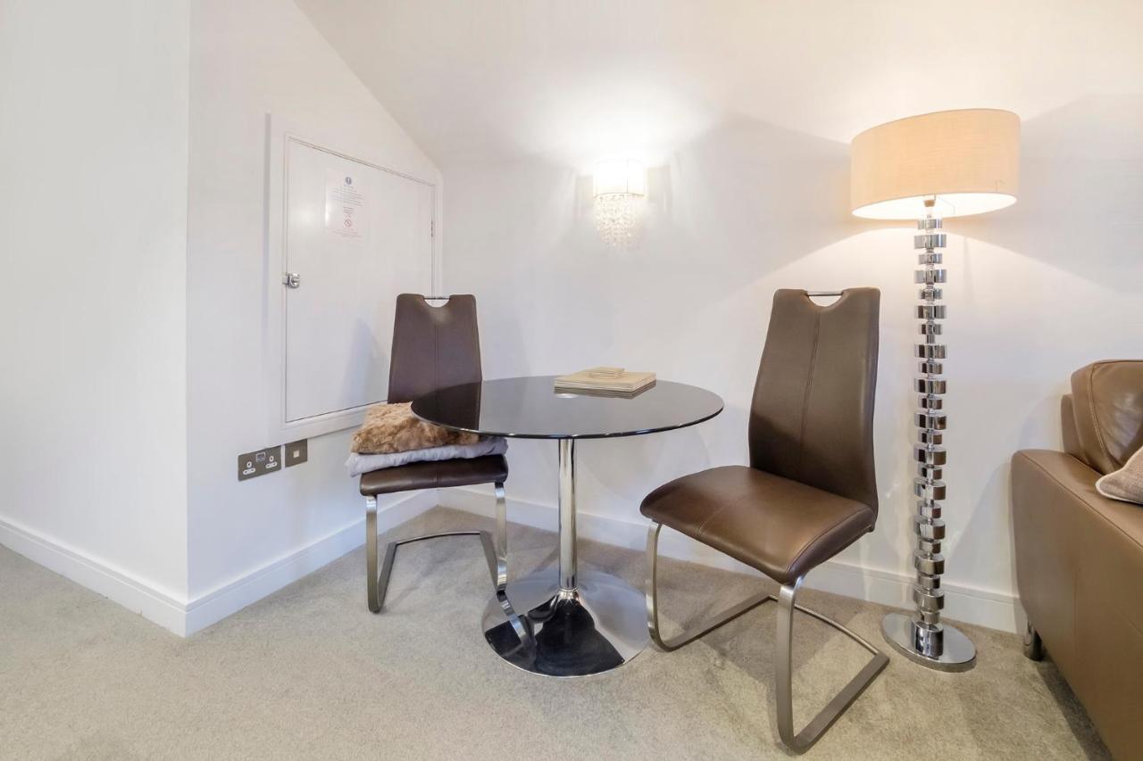 - Reubens Court Apartment *