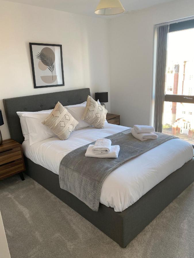Icona - Spacious Brand New In Centre! Apartment