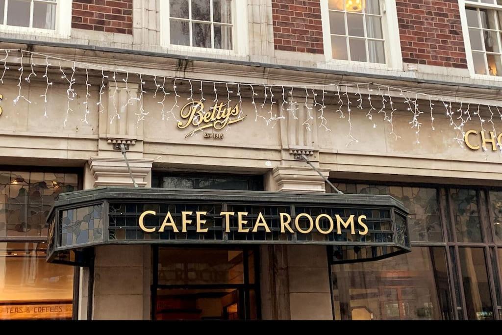 Betty's Minster View - 6 Twins Or 3 Superkings -central With Free Parking York
