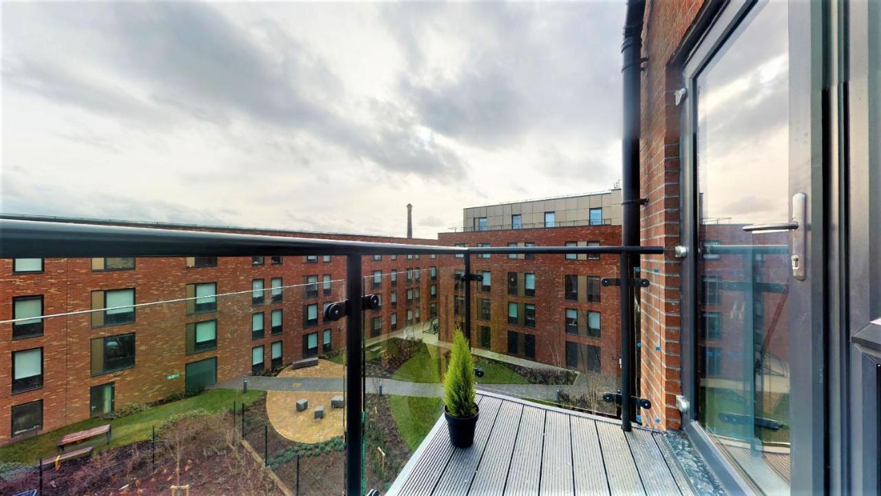 Icona - Spacious Brand New In Centre! * York