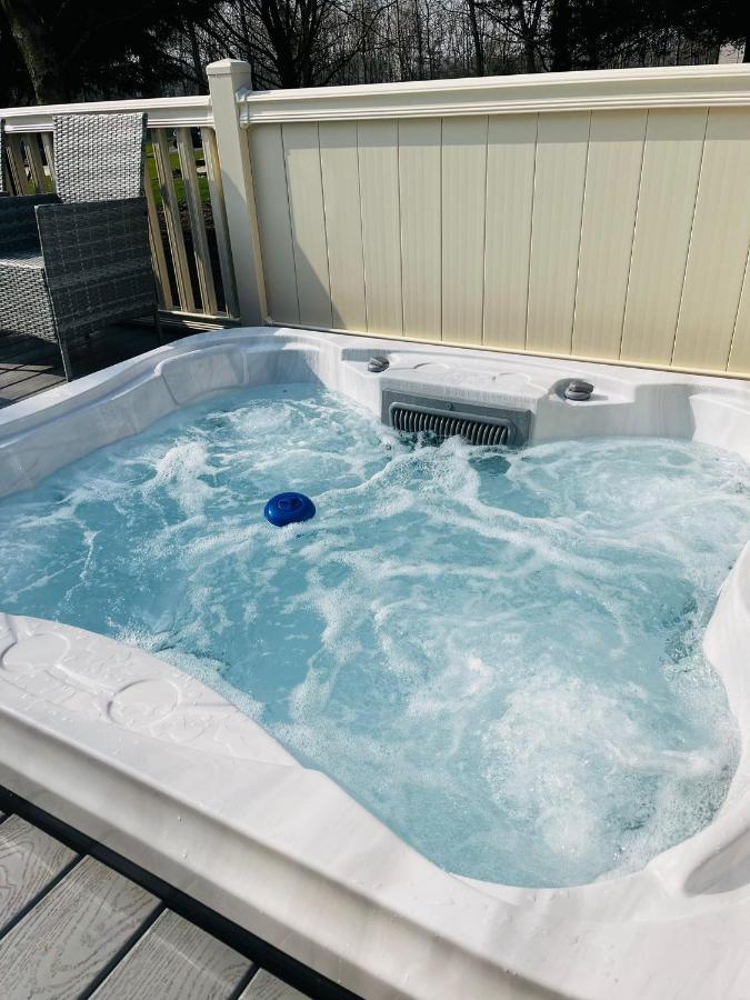 Stone Beck With Hot Tub York