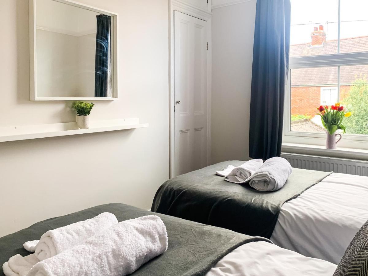 Apartment Cedar House - Quaint Victorian With Free Parking York