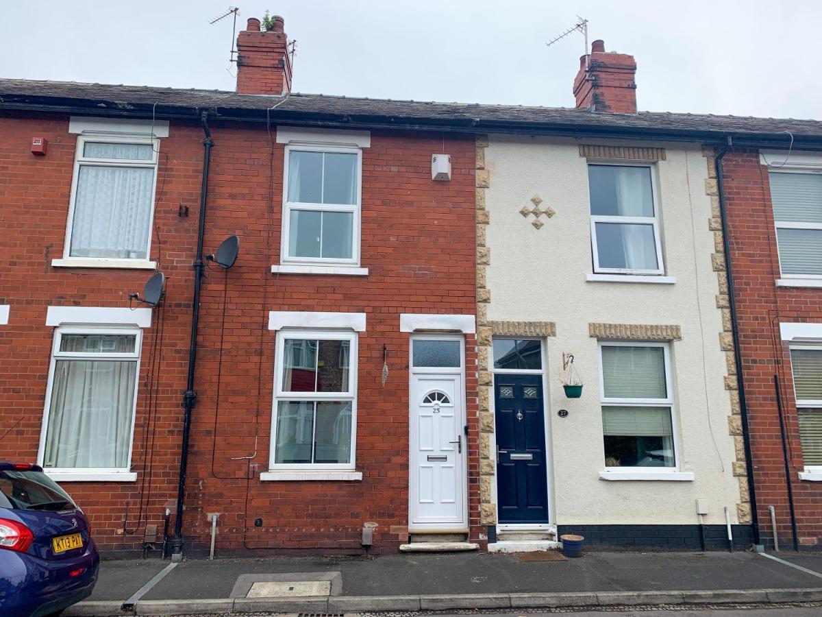 Cedar House - Quaint Victorian With Free Parking Apartment York