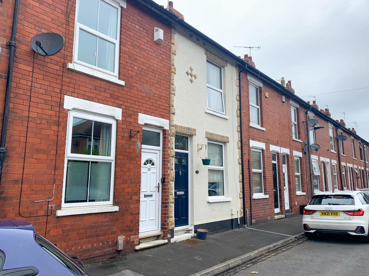 Cedar House - Quaint Victorian With Free Parking * York