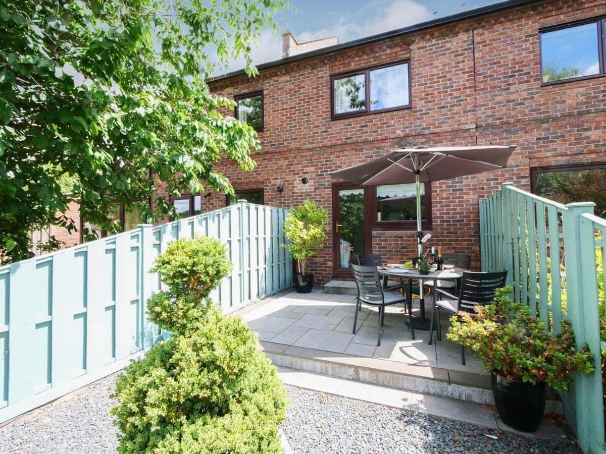 Waters Edge Holiday home *