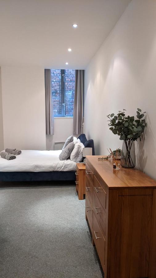 #huge Master #self Check In #very Central!!! Apartment York