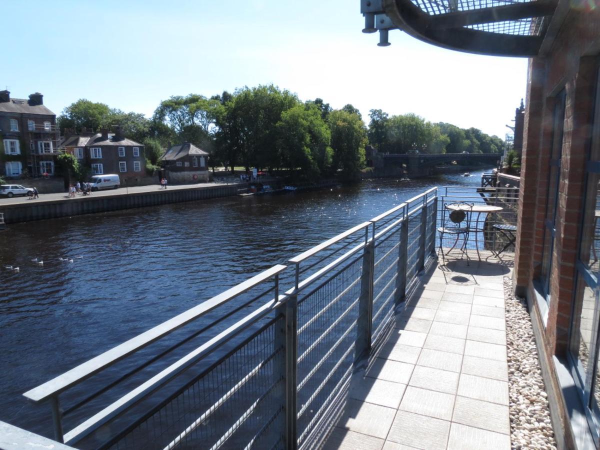3 Emperors Wharf With Stunning River Views * York
