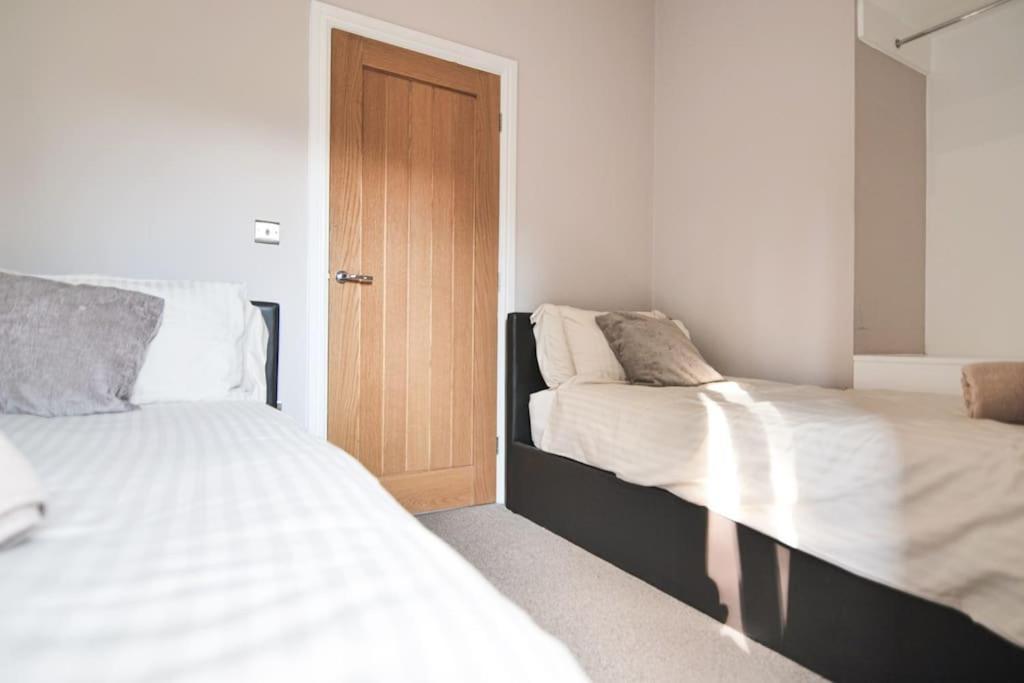 Hoxne - Sunflower With Private Hot Tub Holiday home