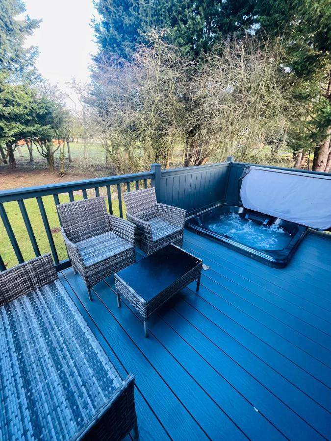 Holiday home Silver Wood With Hot Tub *