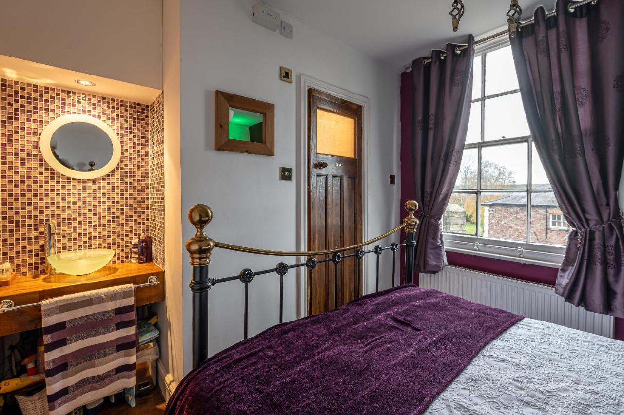 Crookback House Apartment