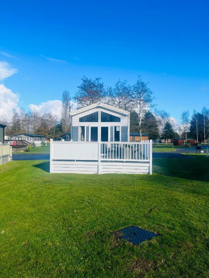 Holiday home The Hideaway With Hot Tub *