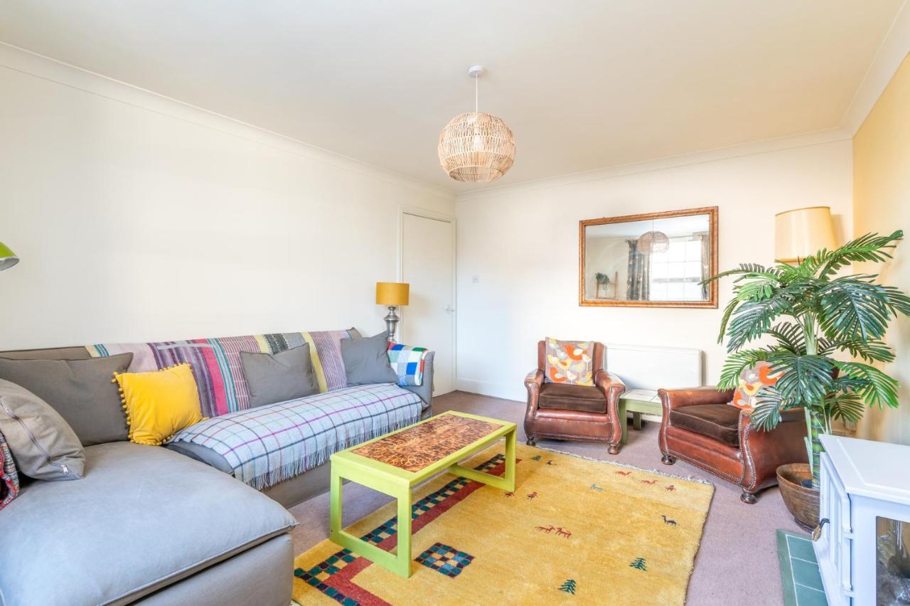 Newly Renovated Centre Flat - Pass The Keys York
