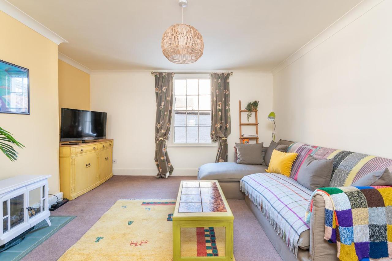 Apartment Newly Renovated Centre Flat - Pass The Keys York