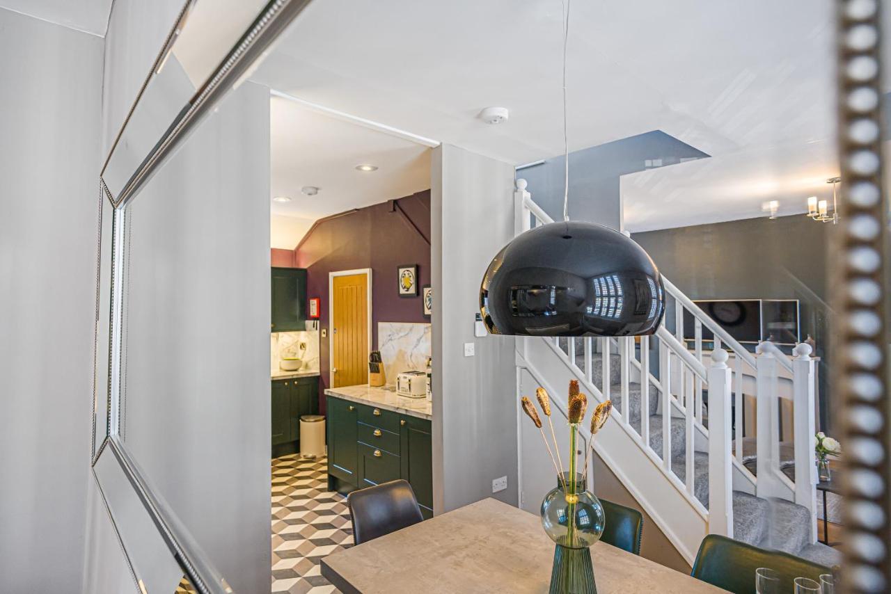 Corner Bishophill - Free Parking Holiday home *