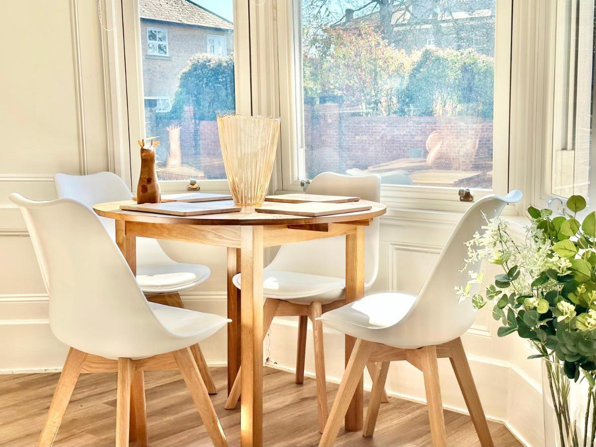 Clifford's Reach At Bluebridge Court With Free Parking Apartment York